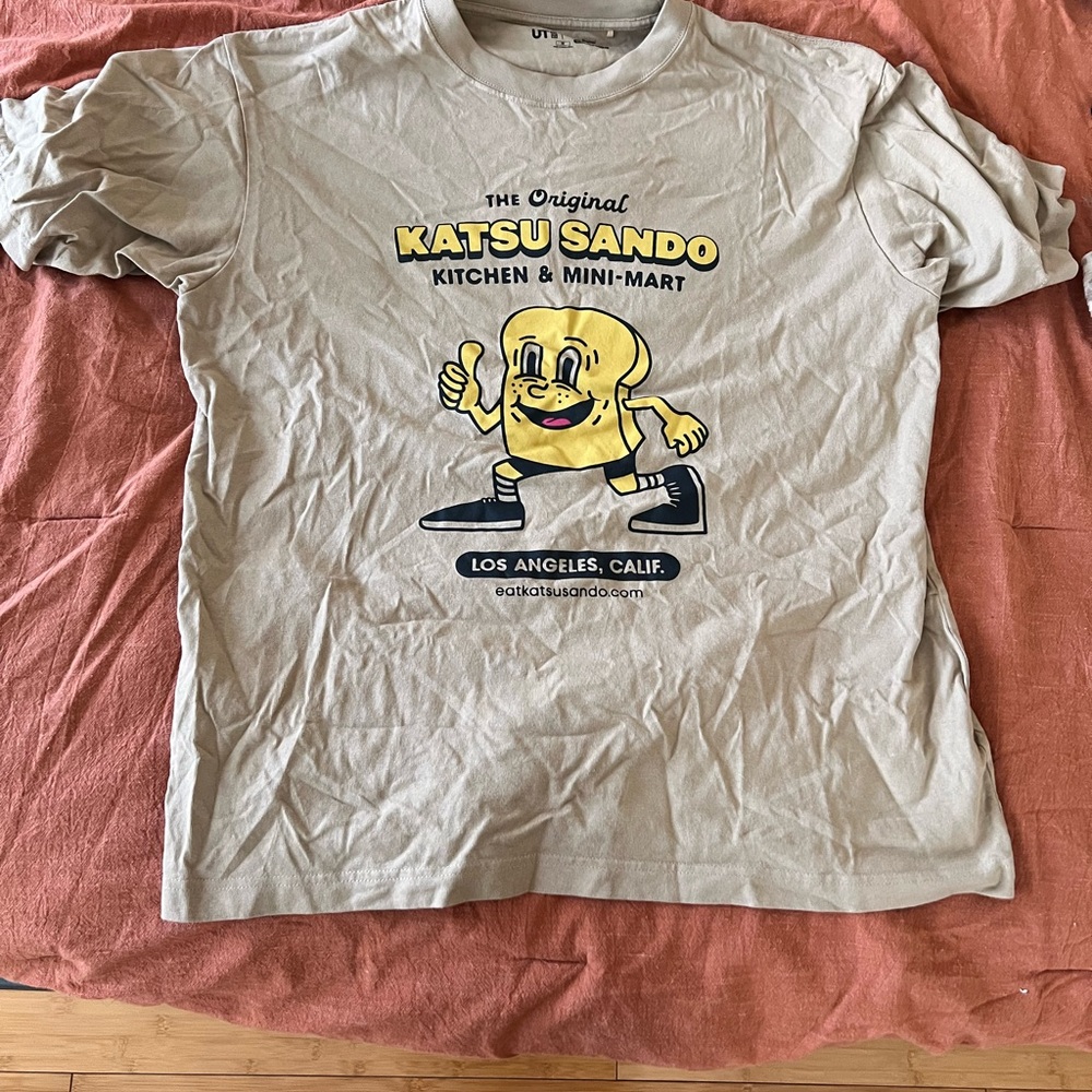 Uniqlo Tan Graphic T-Shirt